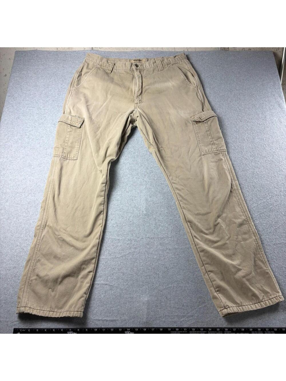 Wrangler Authentics Cargo Pants Fleece Lined Khaki Mens Size 38x34 Work Casual